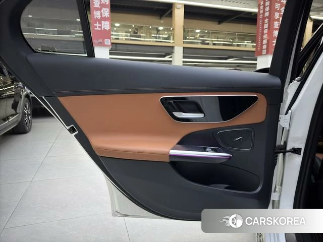 Mercedes-Benz Class C id 4353696 из Китая 13