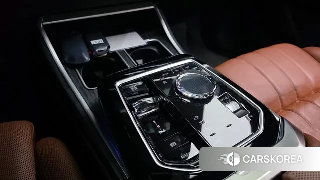 BMW 7 Series (G70) id 3136988 из Кореи 19