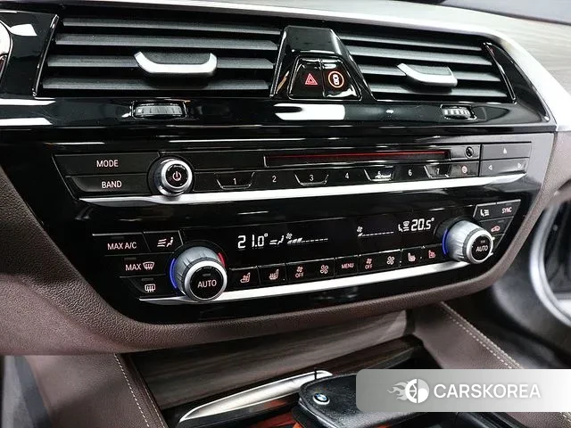 BMW 5 Series (G30) id 3517222 из Кореи 19