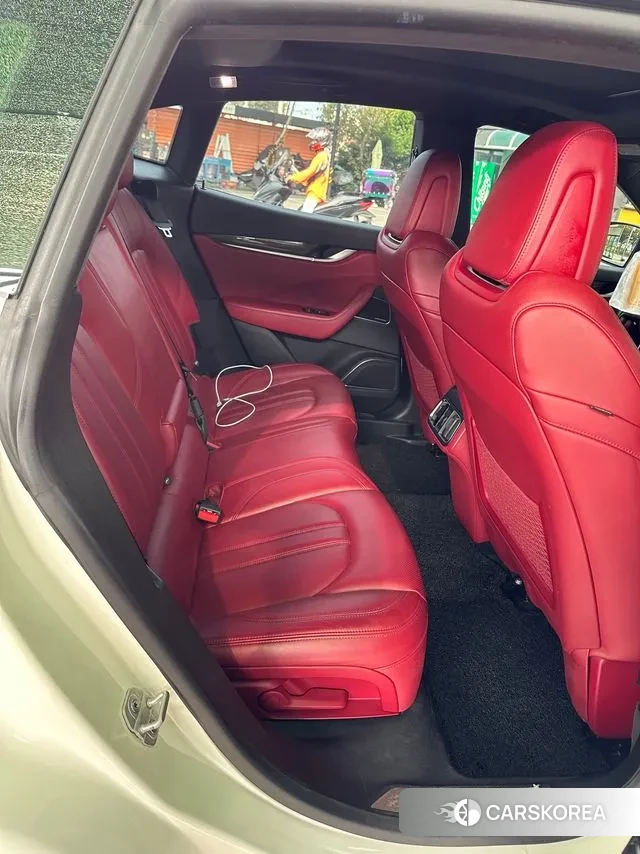 Maserati Levante id 2961841 из Кореи 9