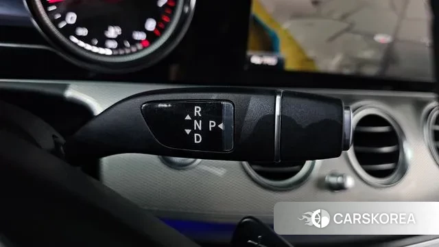 Mercedes-Benz E-Class W213 id 3485117 из Кореи 19