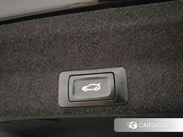 Audi A4L id 4359054 из Китая 16