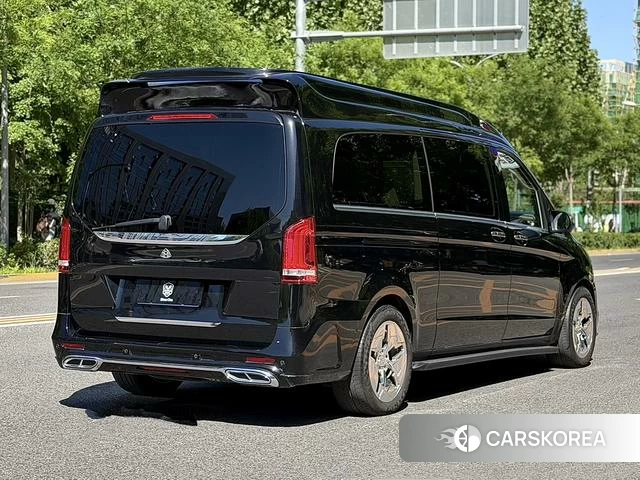 Mercedes-Benz V-class id 4297275 из Китая 16