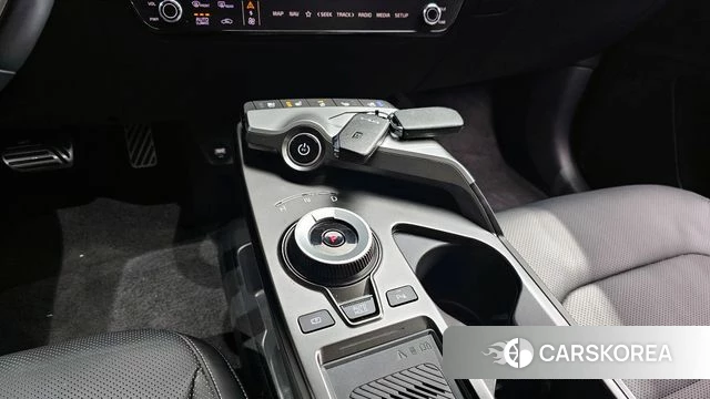 Kia EV6 id 3817669 из Кореи 19