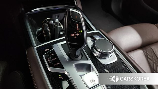 BMW 7 Series (G11) id 4180505 из Кореи 19