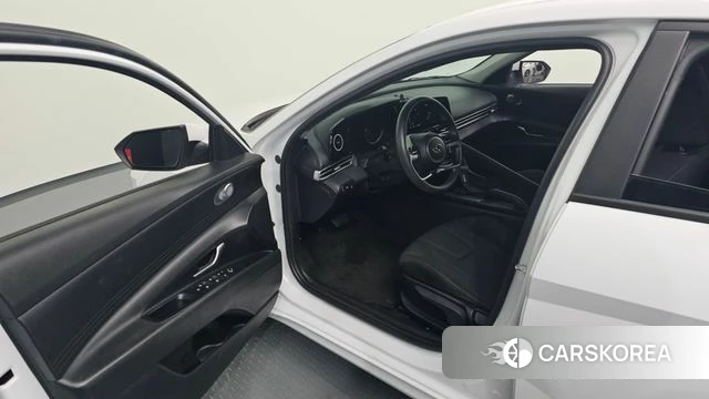 Hyundai Avante (CN7) id 4524500 из Кореи 28