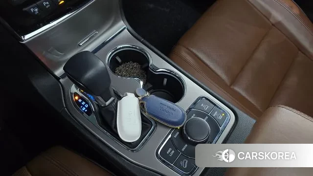 Jeep Grand Cherokee id 3681322 из Кореи 19