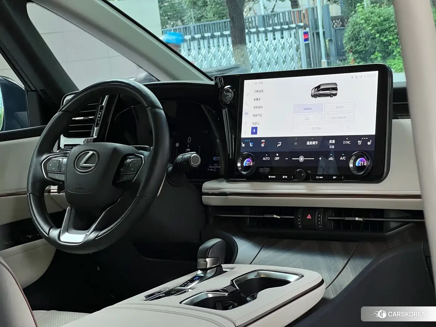 Lexus LM id 4565193 из Китая 26