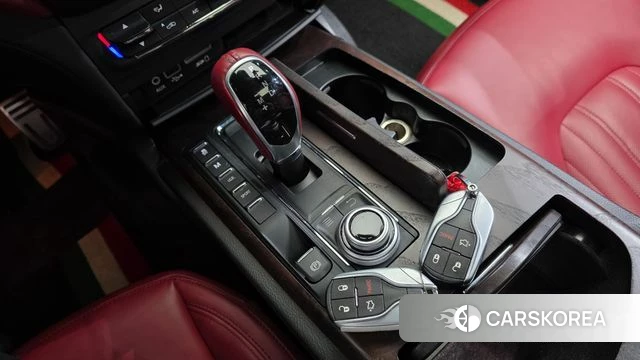 Maserati Ghibli id 3905608 из Кореи 19