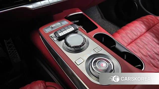 Genesis GV70 id 3002425 из Кореи 19