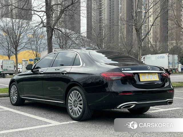 Mercedes-Benz E-class id 4265404 из Китая 26