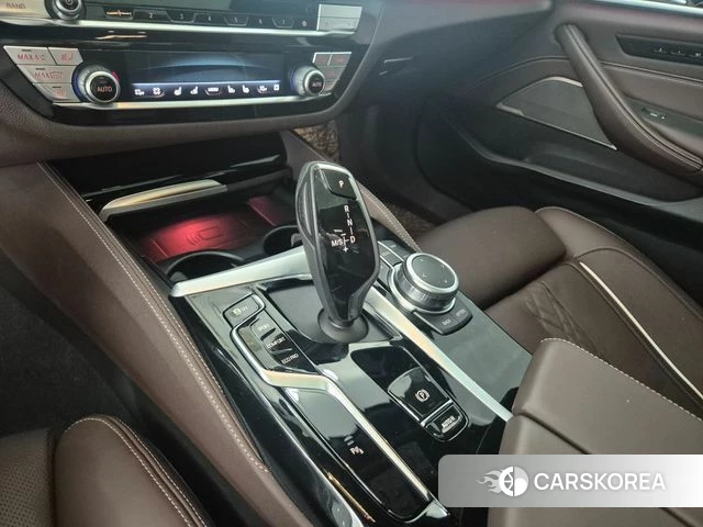 BMW 5 Series (G30) id 4203296 из Кореи 18