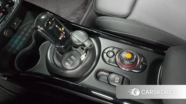 Mini Cooper Clubman id 3004102 из Кореи 19