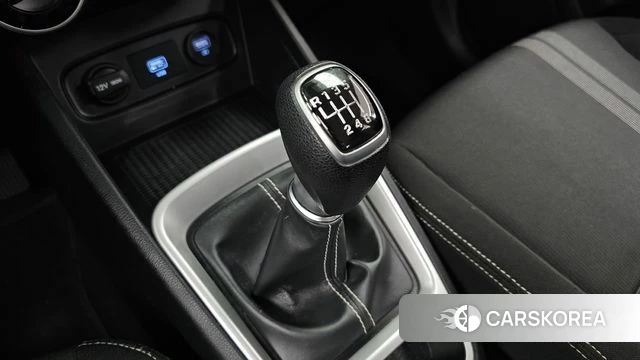 Hyundai Venue id 4907013 из Кореи 19