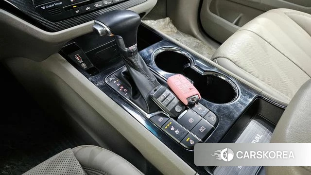 Kia The New Carnival id 3937201 из Кореи 19