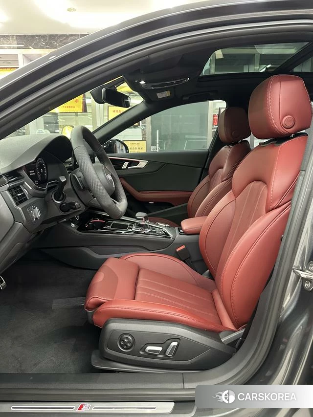Audi A4L id 4313398 из Китая 23