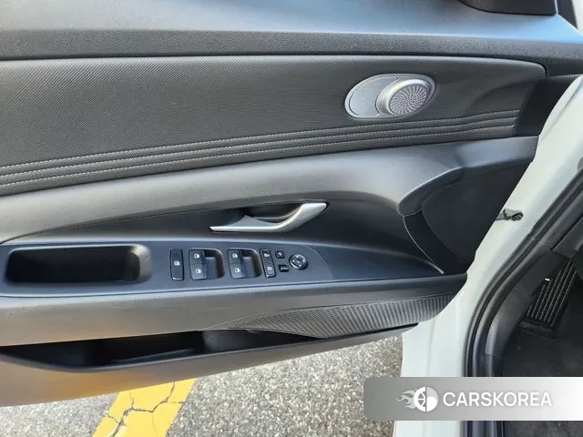 Hyundai Avante (CN7) id 3338984 из Кореи 17