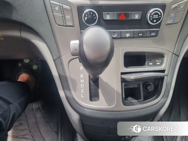 Hyundai The New Grand Starex id 3034198 из Кореи 19