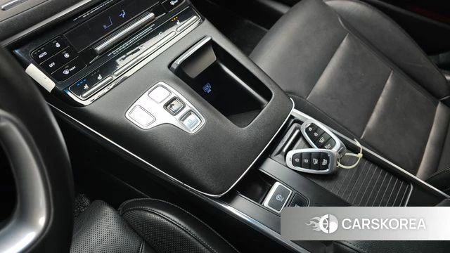 Hyundai The New Grandeur IG id 3860694 из Кореи 19