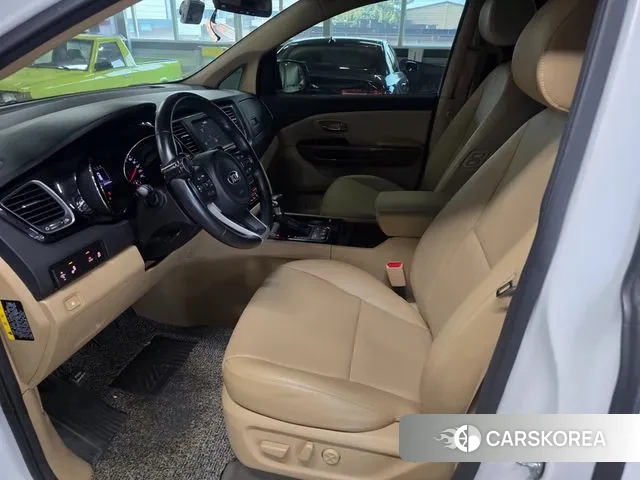 Kia All New Carnival id 3339520 из Кореи 19