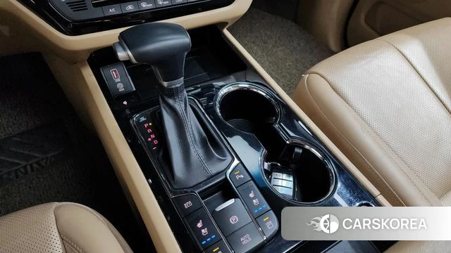 Kia The New Carnival id 3853114 из Кореи 19