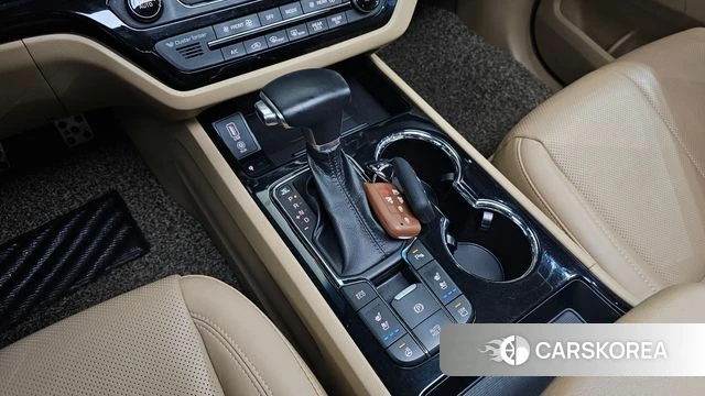 Kia The New Carnival id 3873864 из Кореи 19