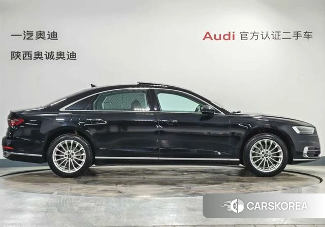 Audi A8 id 4263681 из Китая 16