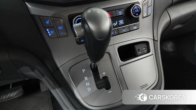 Hyundai The New Grand Starex id 4873257 из Кореи 29