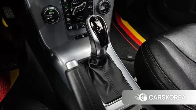 Volvo V40 Cross-Country id 3578458 из Кореи 19