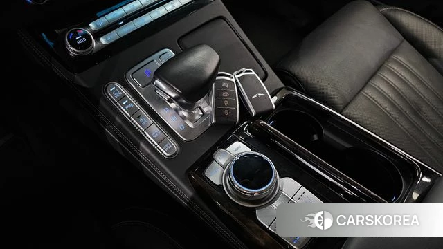 Genesis G90 id 4651933 из Кореи 34