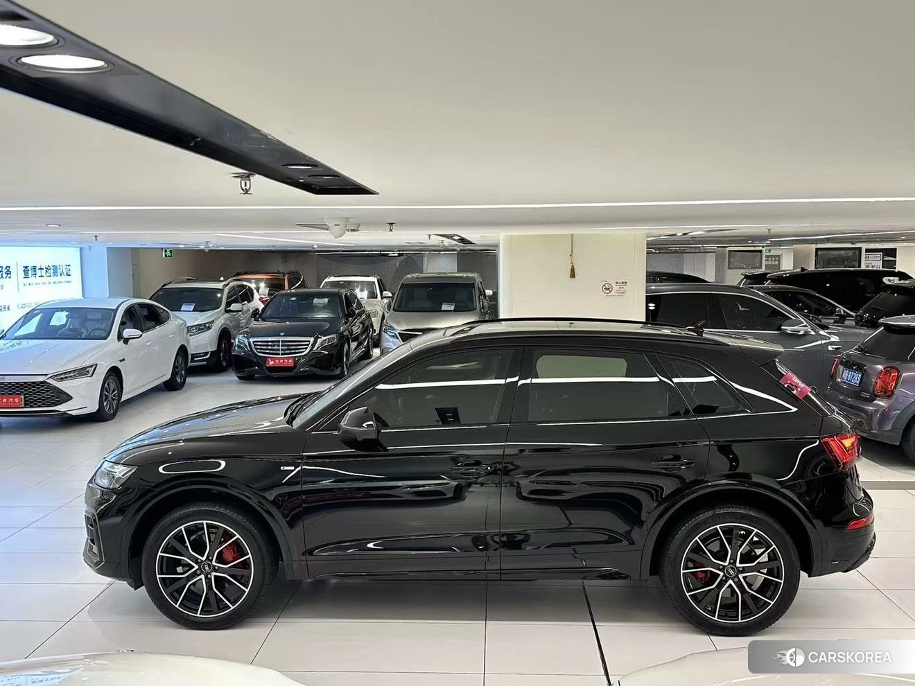 Audi Q5L id 4426527 из Китая 20