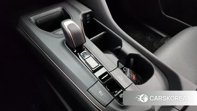 Toyota Crown Crossover id 3649434 из Кореи 19