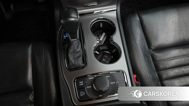 Jeep Grand Cherokee id 4894995 из Кореи 32