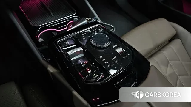 BMW 5 Series (G60) id 3565447 из Кореи 19