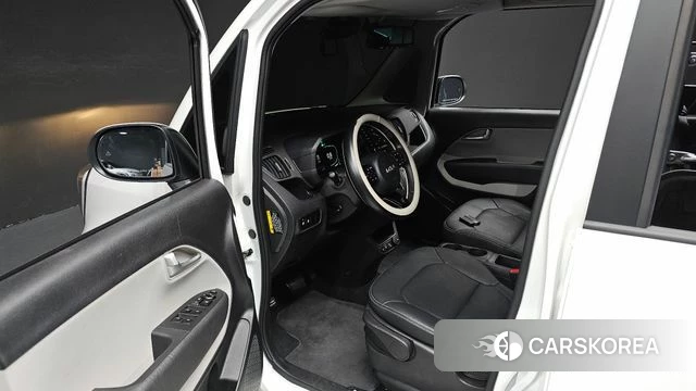 Kia The New Kia Ray id 4681667 из Кореи 30