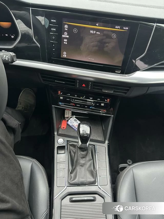 Volkswagen Passat id 4218224 из Китая 15