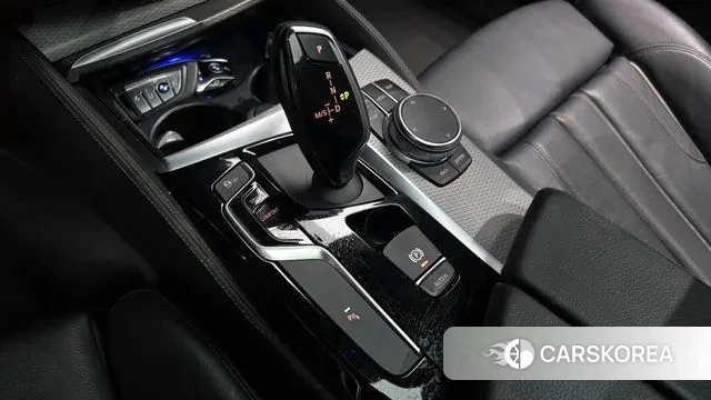 BMW 5 Series (G30) id 3060962 из Кореи 19