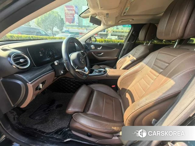 Mercedes-Benz E-class id 3993464 из Китая 9