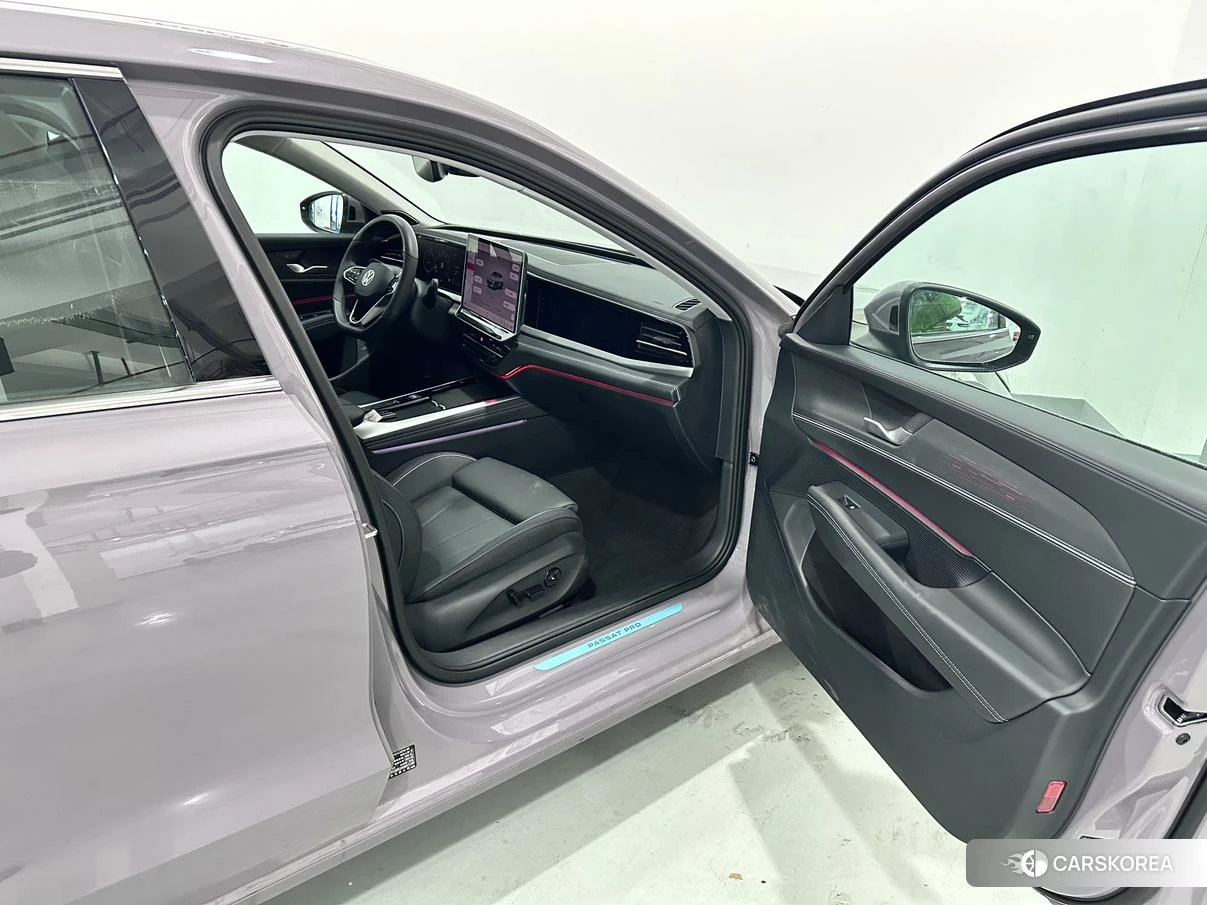 Volkswagen Passat id 4461963 из Китая 9