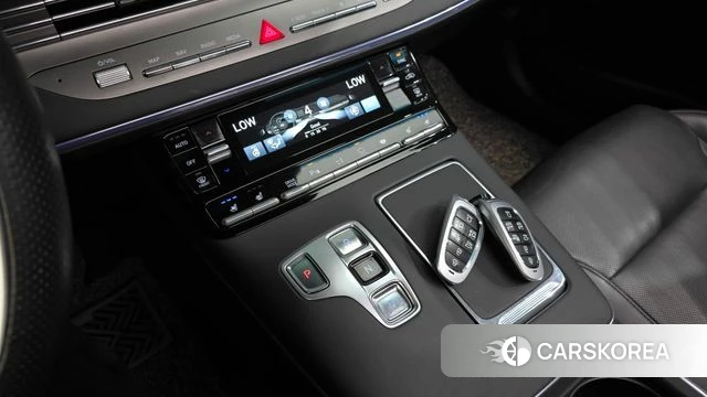 Hyundai The New Grandeur IG id 4195561 из Кореи 35