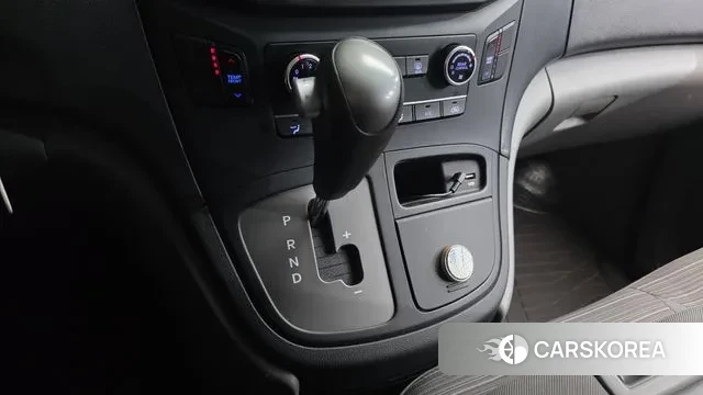 Hyundai The New Grand Starex id 3687330 из Кореи 19