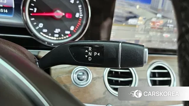 Mercedes-Benz E-Class W213 id 3156889 из Кореи 19