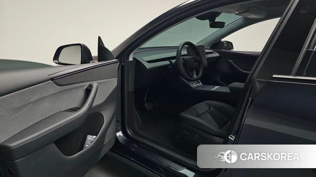 Tesla Model Y id 4456004 из Кореи 32