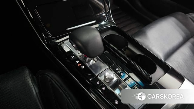 Kia K7 Premier Hybrid id 3911394 из Кореи 19