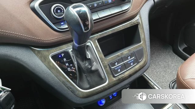 Hyundai The New Grand Starex id 3917470 из Кореи 19