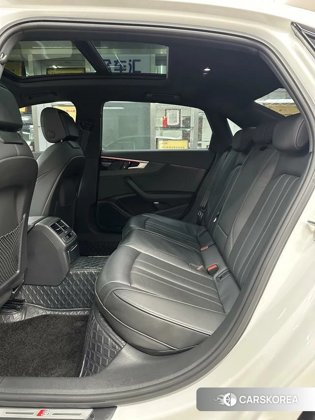 Audi A4L id 4367391 из Китая 22