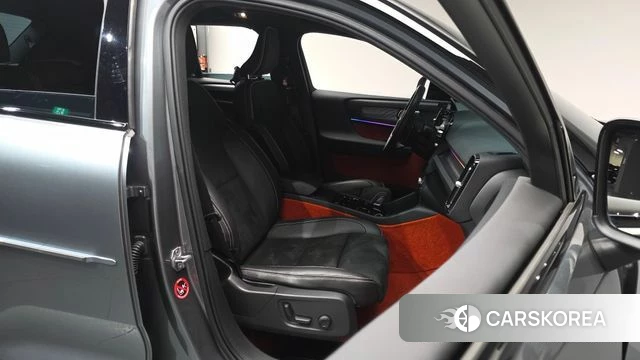 Volvo XC40 id 3808082 из Кореи 19