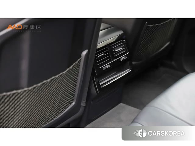 Volkswagen Touareg id 4240564 из Китая 9