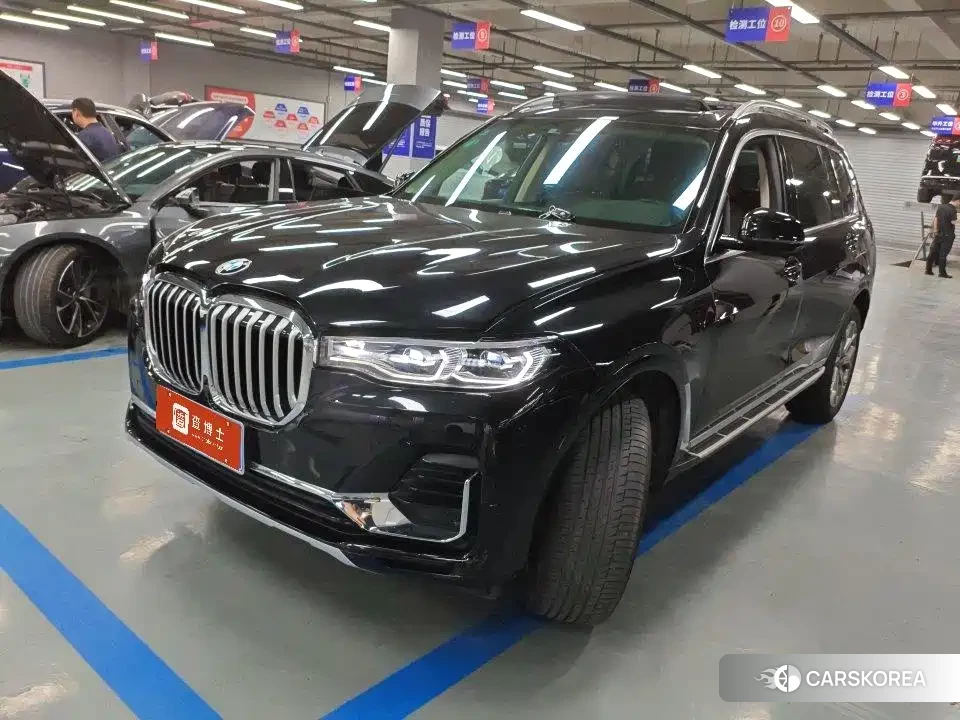 BMW X7 id 4546576 из Китая 9