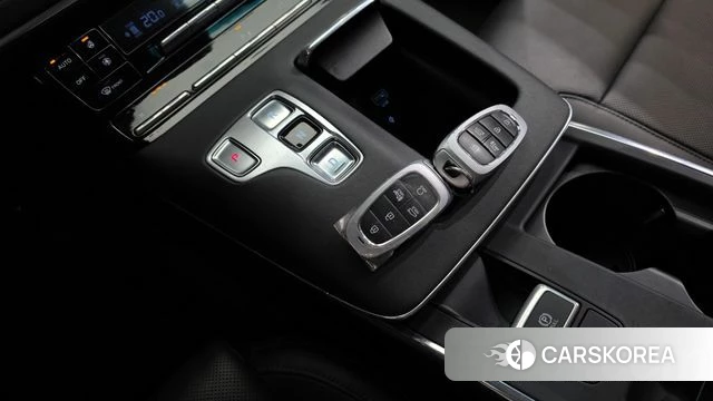 Hyundai The New Grandeur IG Hybrid id 3851849 из Кореи 19